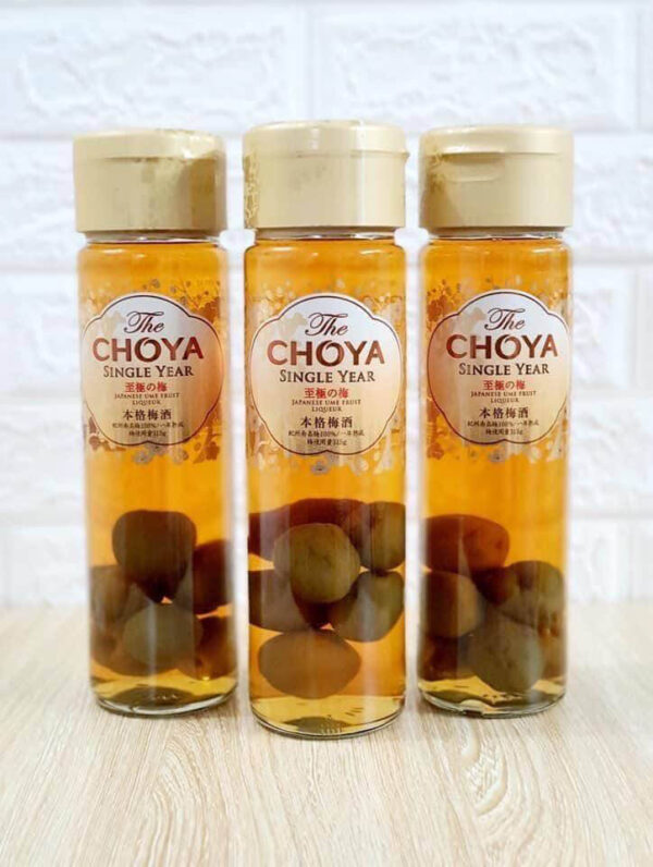 Rượu mơ Choya vàng The Choya Golden Ume Fruit Nhật Bản
